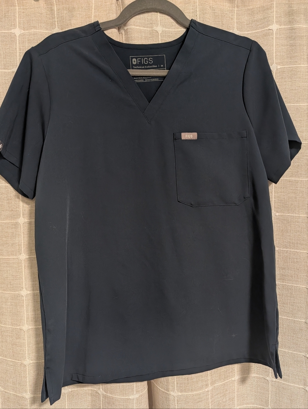 Figs Catarina One Pocket Top
